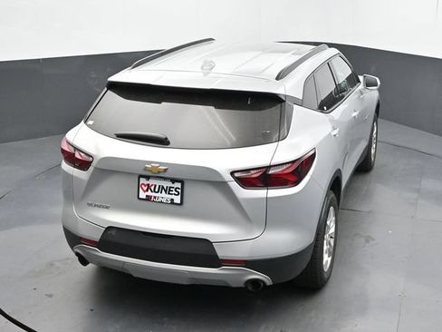 Used 2019 Chevrolet Blazer LT FWD image 11