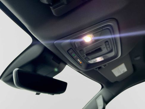 Certified 2022 Chevrolet Silverado 1500 LTZ image 35