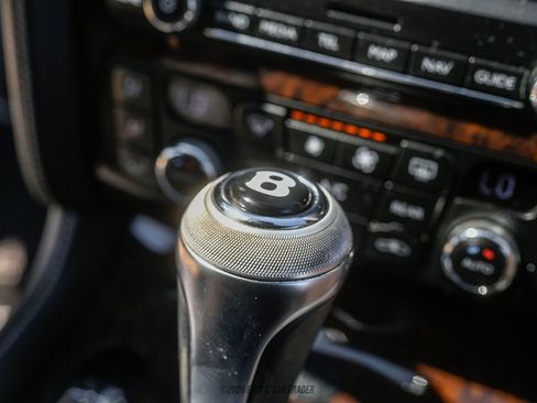 Used 2012 Bentley Flying Spur Flying Spur AWD/4WD image 41
