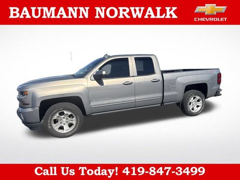 Used 2017 Chevrolet Silverado 1500 LT w/ All Star Edition AWD/4WD image 9