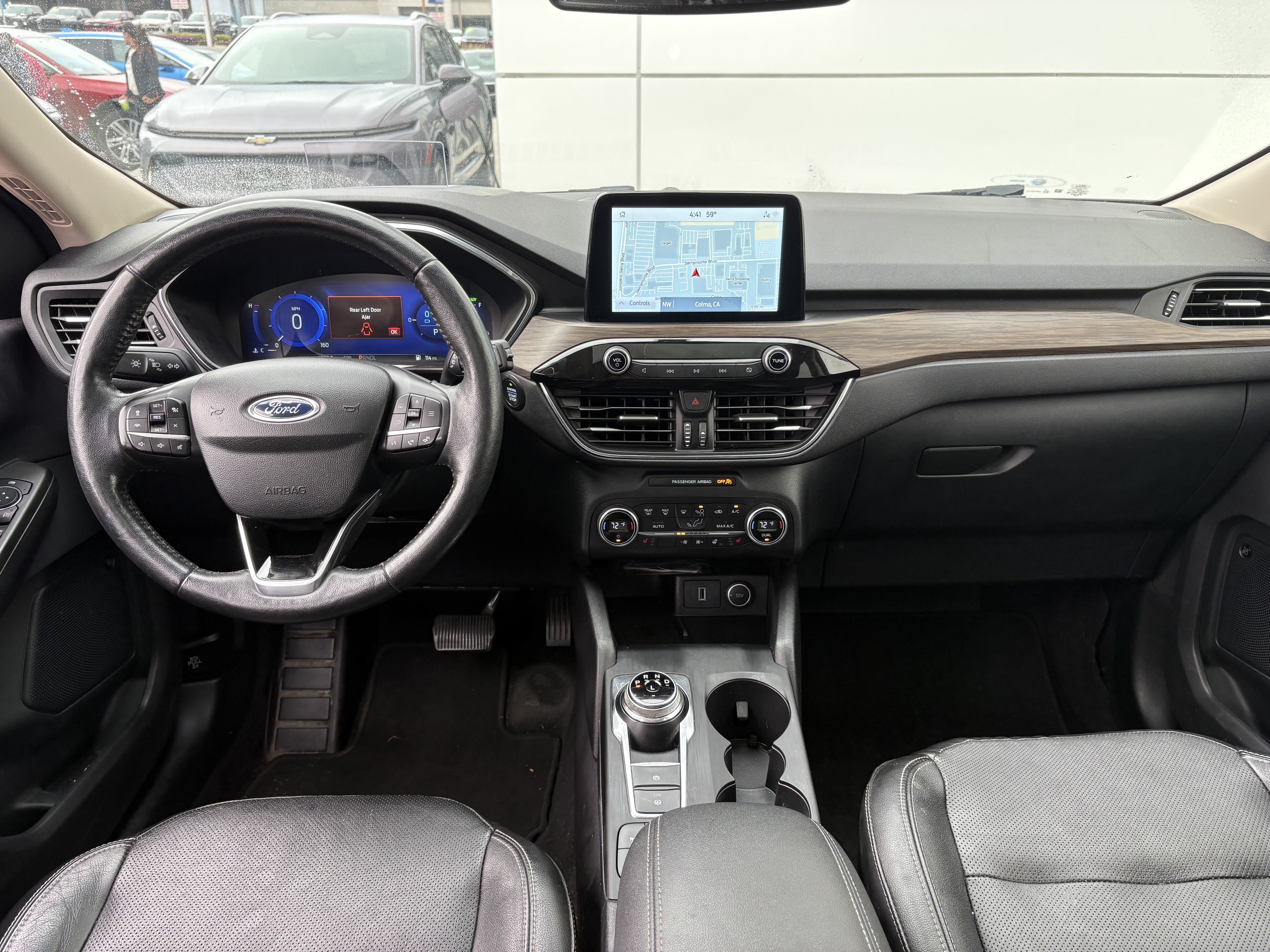 Used 2020 Ford Escape Titanium w/ Titanium Premium Package 2.0 AWD/4WD image 16