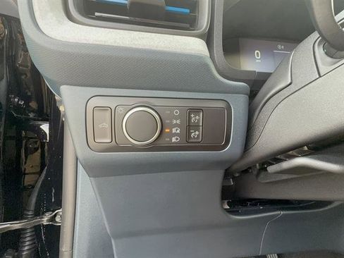 New 2025 Ford Maverick XLT w/ XLT Luxury Package image 11