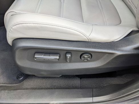 Used 2019 Honda CR-V EX-L image 26