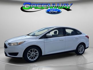 Used 2018 Ford Focus SE image 1