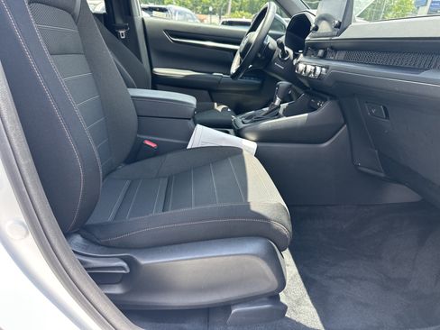 Used 2023 Honda CR-V Sport image 15