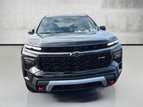 New 2026 Chevrolet Traverse Z71 w/ Driver Confidence Package image 2