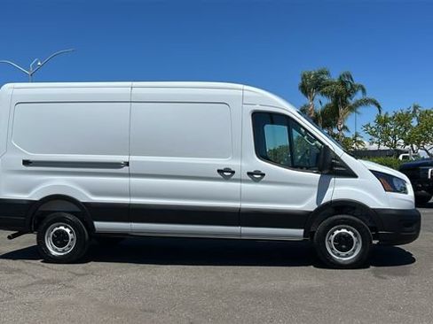 New 2026 Ford Transit 250 148 Medium Roof w/ Load Area Protection Package RWD image 2