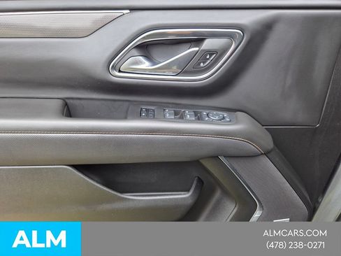 Used 2024 GMC Yukon AT4 w/ Technology Package AWD/4WD image 28