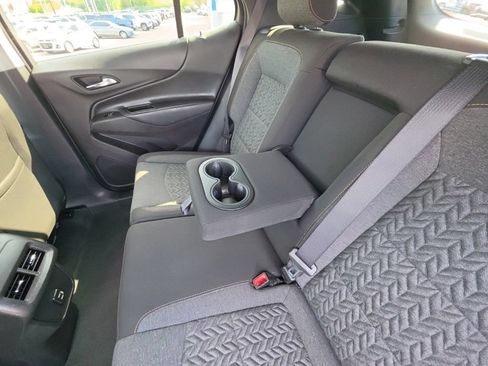 Used 2024 Chevrolet Equinox LT AWD/4WD image 24