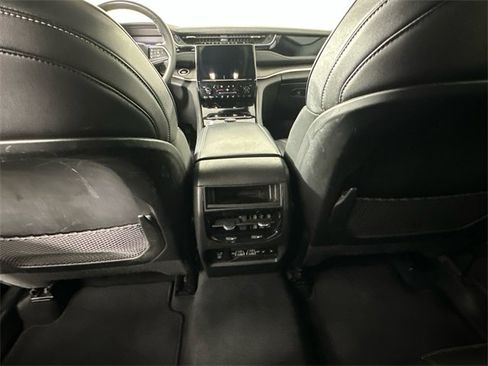 Certified 2022 Jeep Grand Cherokee Limited 4xe w/ Luxury Tech Group II image 16