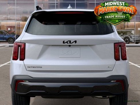New 2026 Kia Sorento SX image 8