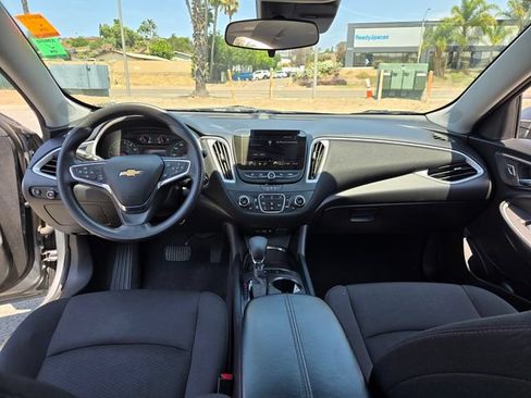 Used 2024 Chevrolet Malibu LT FWD image 13