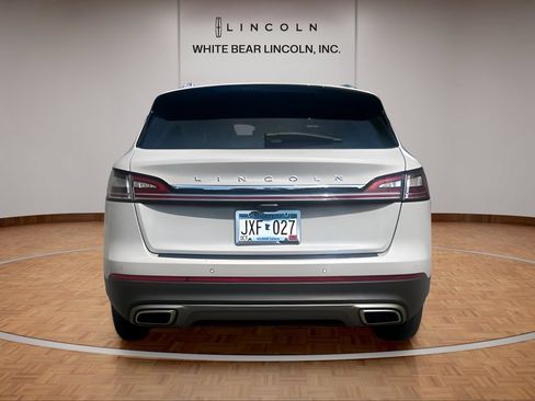 Used 2022 Lincoln Nautilus Reserve w/ Equipment Group 201A FWD image 6