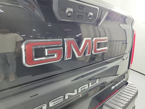 Used 2023 GMC Sierra 1500 Denali w/ Denali Reserve Package image 7