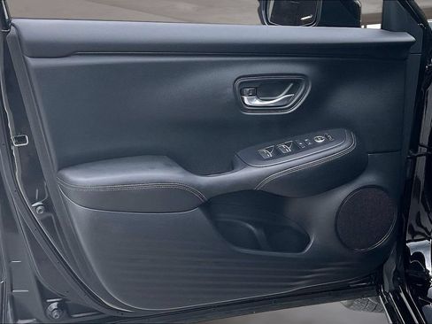 Certified 2025 Honda HR-V EX-L image 19
