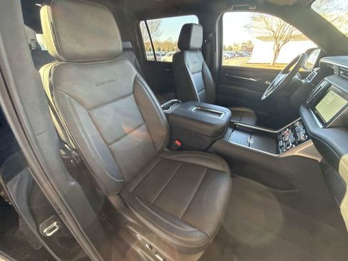 Certified 2024 GMC Yukon XL Denali w/ Max Trailering Package image 27