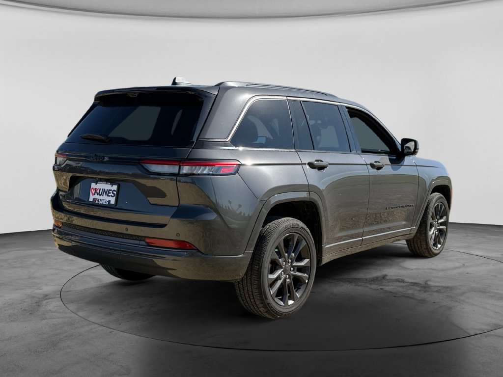 Used 2026 Jeep Grand Cherokee Limited AWD/4WD image 9