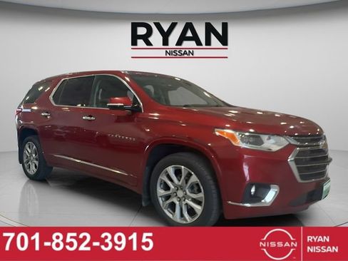 Used 2021 Chevrolet Traverse Premier AWD/4WD image 7