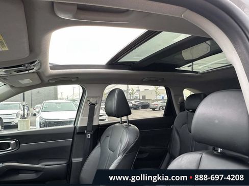 Certified 2026 Kia Sorento S w/ S Panoramic Sunroof Package FWD image 18