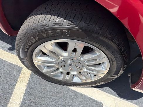 Used 2014 Ford F150 Platinum RWD image 10