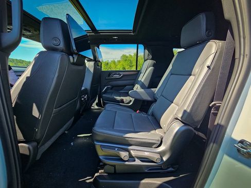 New 2026 GMC Yukon XL Denali w/ Denali Reserve Package AWD/4WD image 24