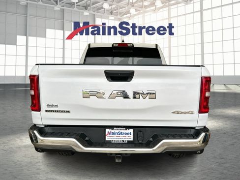Used 2025 RAM 1500 Big Horn AWD/4WD image 4