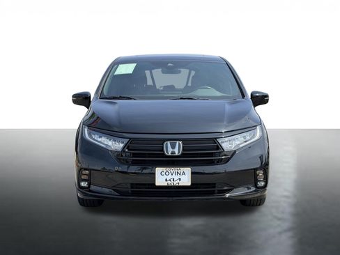 Used 2024 Honda Odyssey Sport image 3