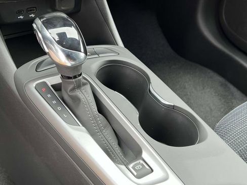 Used 2025 Buick Envista Preferred w/ Convenience I Package image 23