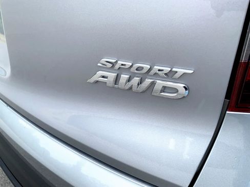 Used 2022 Honda Pilot Sport image 11