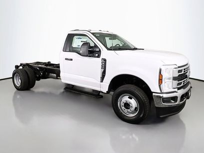 New 2025 Ford F350 XL w/ XL Chrome Package