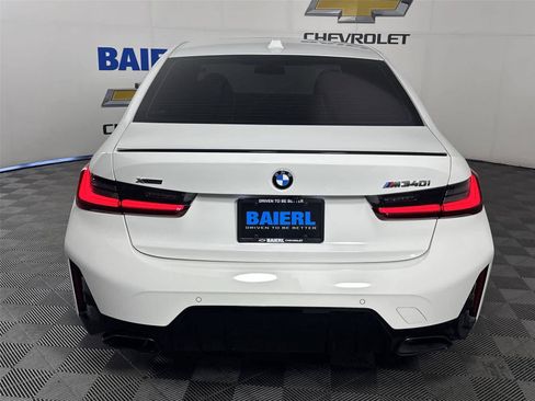 Used 2025 BMW M340i xDrive w/ Premium Package AWD/4WD image 4