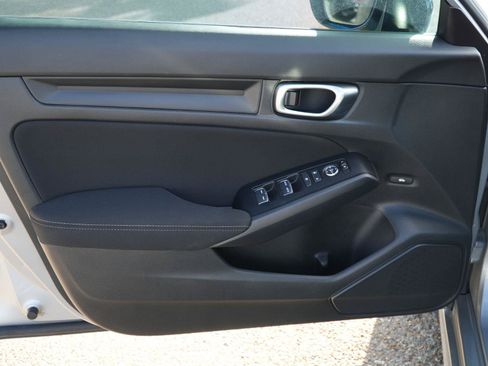 Used 2024 Honda Civic Sport image 4
