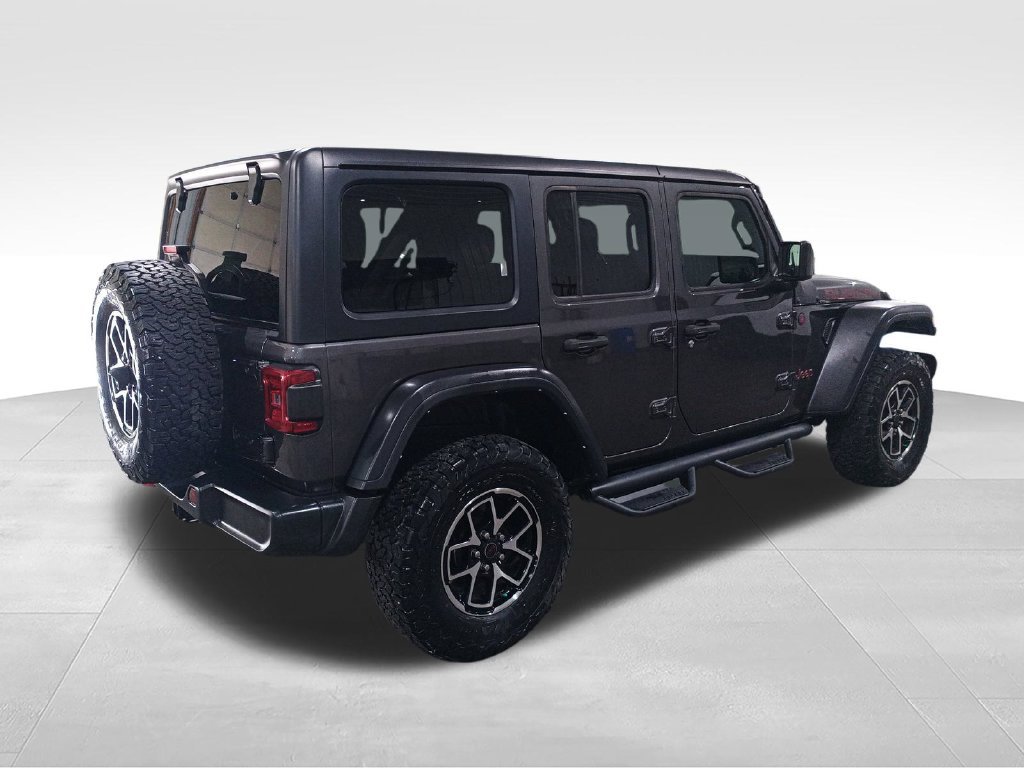 Used 2024 Jeep Wrangler Unlimited Rubicon AWD/4WD image 6