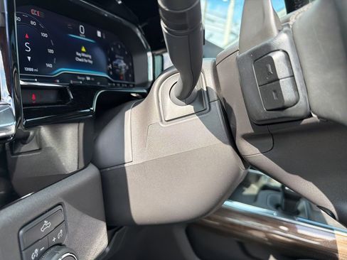 Used 2025 Chevrolet Silverado 1500 LT Trail Boss w/ Convenience Package II image 53