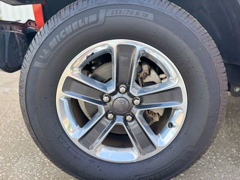 Used 2018 Jeep Wrangler Unlimited Sahara image 26