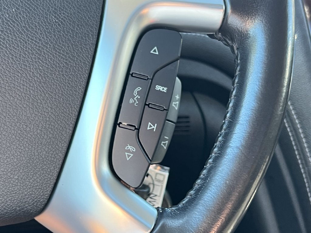 Used 2017 Chevrolet Traverse LT w/ Traveler's Package FWD image 33