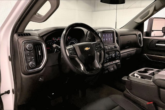 Used 2023 Chevrolet Silverado 3500 LT w/ Convenience Package AWD/4WD image 17