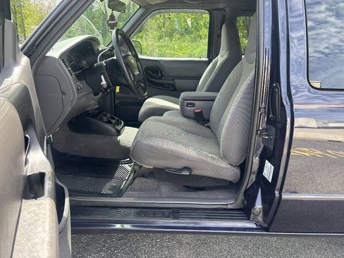Used 2001 Ford Ranger XLT AWD/4WD image 17