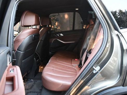 Used 2022 BMW X5 sDrive40i w/ Premium Package image 28