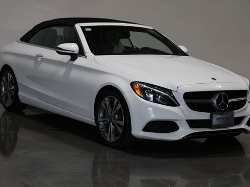 Used 2018 Mercedes-Benz C 300 Cabriolet image 2