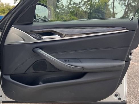 Used 2020 BMW 530i RWD image 16