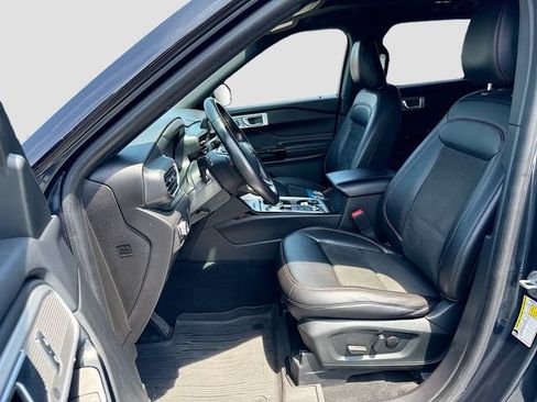 Certified 2022 Ford Explorer ST-Line w/ Class IV Trailer Tow Package AWD/4WD image 22