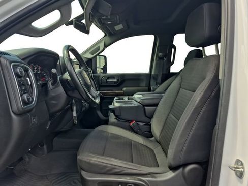 Used 2023 Chevrolet Silverado 2500 LT AWD/4WD image 11