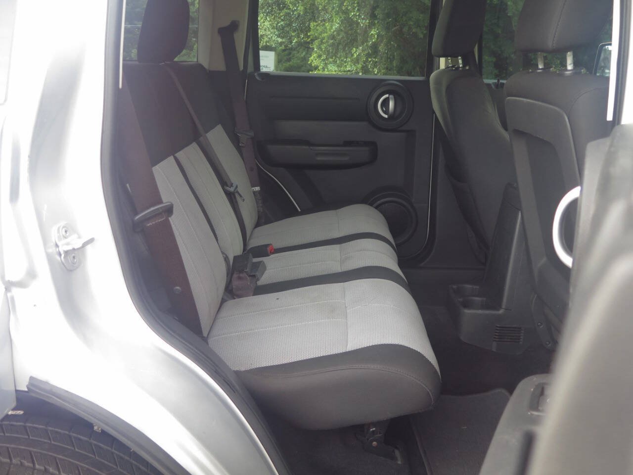 Used 2009 Dodge Nitro SE AWD/4WD image 11
