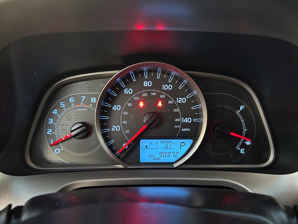 Used 2015 Toyota RAV4 LE AWD/4WD image 13