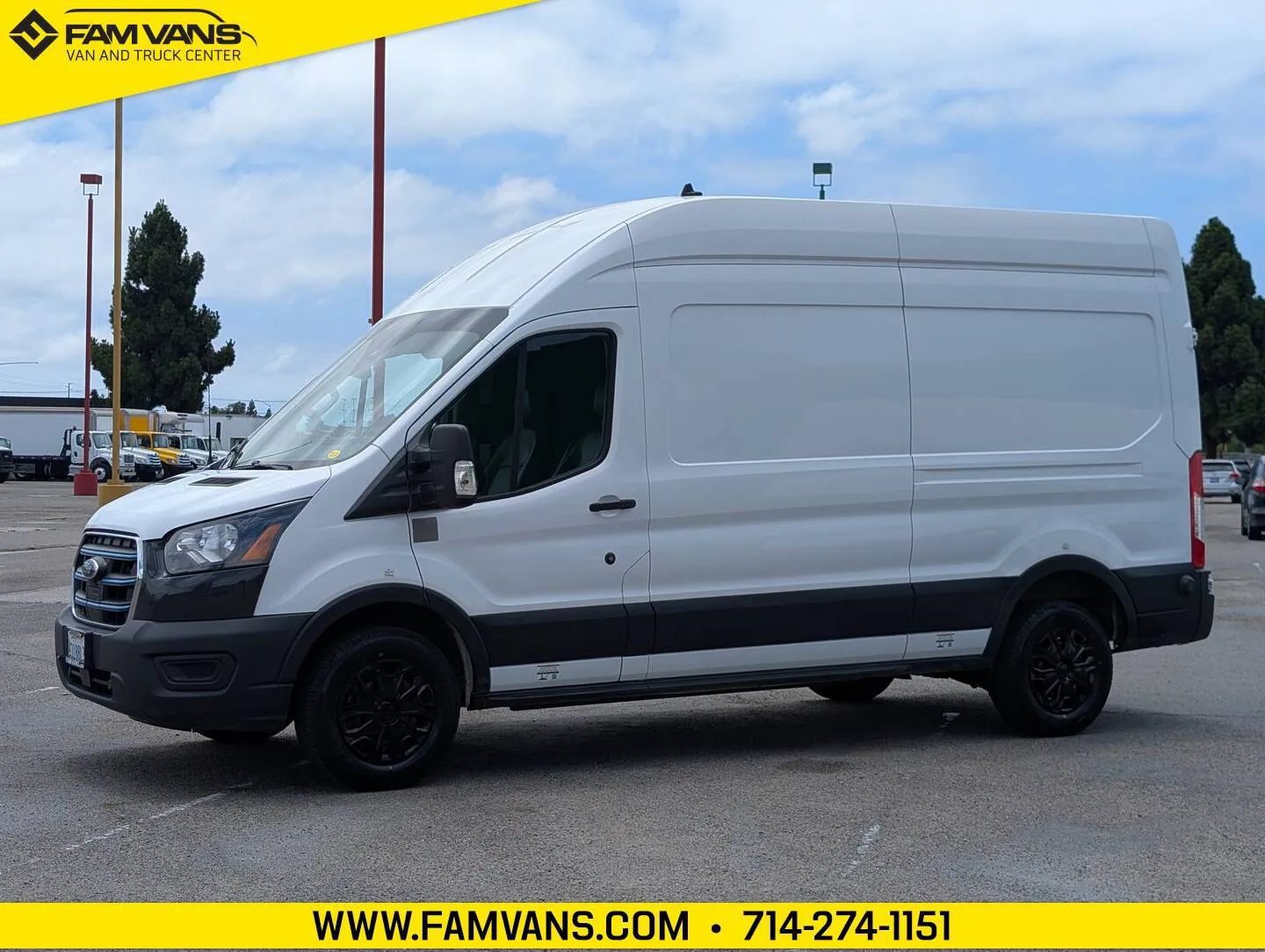 Used 2022 Ford E-Transit 148 High Roof w/ Load Area Protection Package RWD image 5