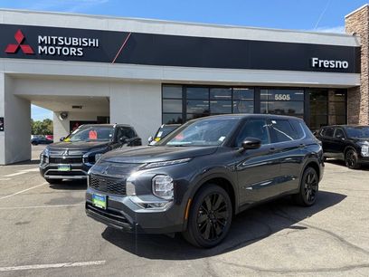 New 2026 Mitsubishi Outlander LE