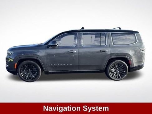 Used 2022 Jeep Grand Wagoneer Series III image 2