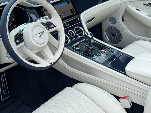 Used 2026 Bentley Continental GTC AWD/4WD image 4