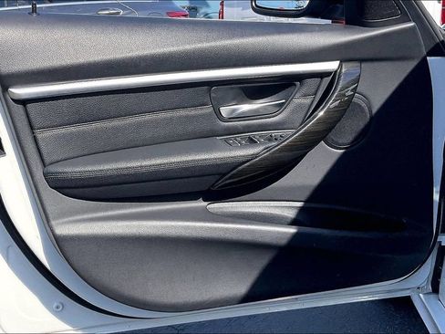 Used 2018 BMW 330i Sedan RWD image 22